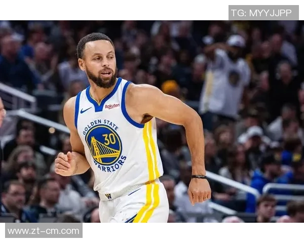 库里:49分看起来很棒,但这是咱们所有人共同努力的成果